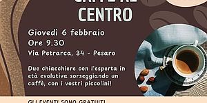 Locandina di Un Caffè al Centro con tazzina e chicchi di caffè