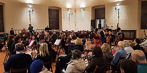 Orchestra al salone Metaurense della Prefettura