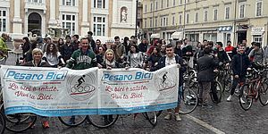 'in bici non buchi', giornata della salute