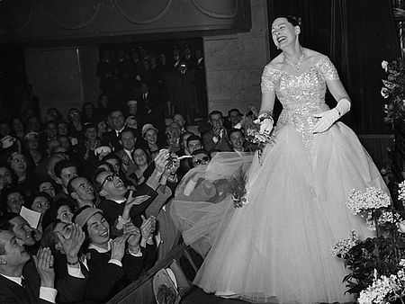 Tebaldi al Teatro Manzoni di Milano 1957