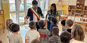 Biancani Della Dora e bambini della materna