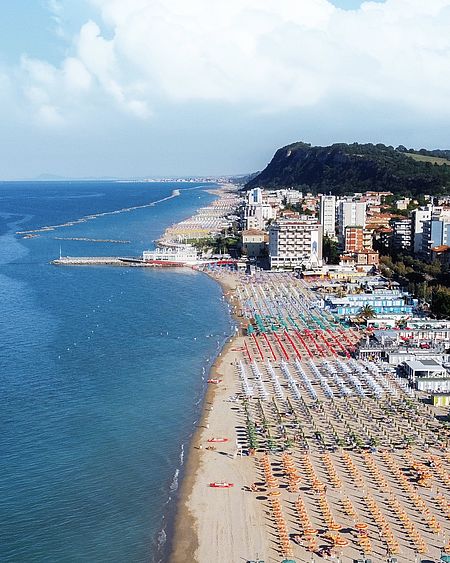Panorama spiaggia di Pesaro