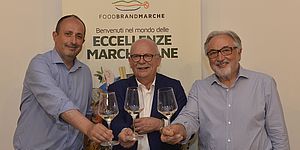 Daniele Vimini, Alberto Mazzoni direttore Food Brand Marche, Otello Renzi sommelier