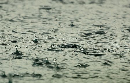 Allerta Meteo - immagine di pioggi ache cade